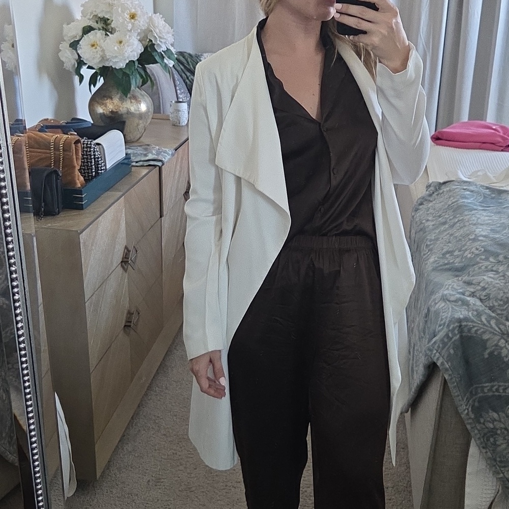 FATE Elegant White Open Front Waterfall Trench Jacket - Picture 15 of 15